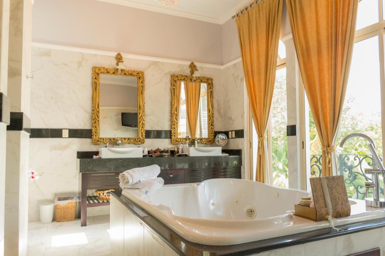 ميريدا Hotel Boutique Mansion La Ceiba المظهر الخارجي الصورة