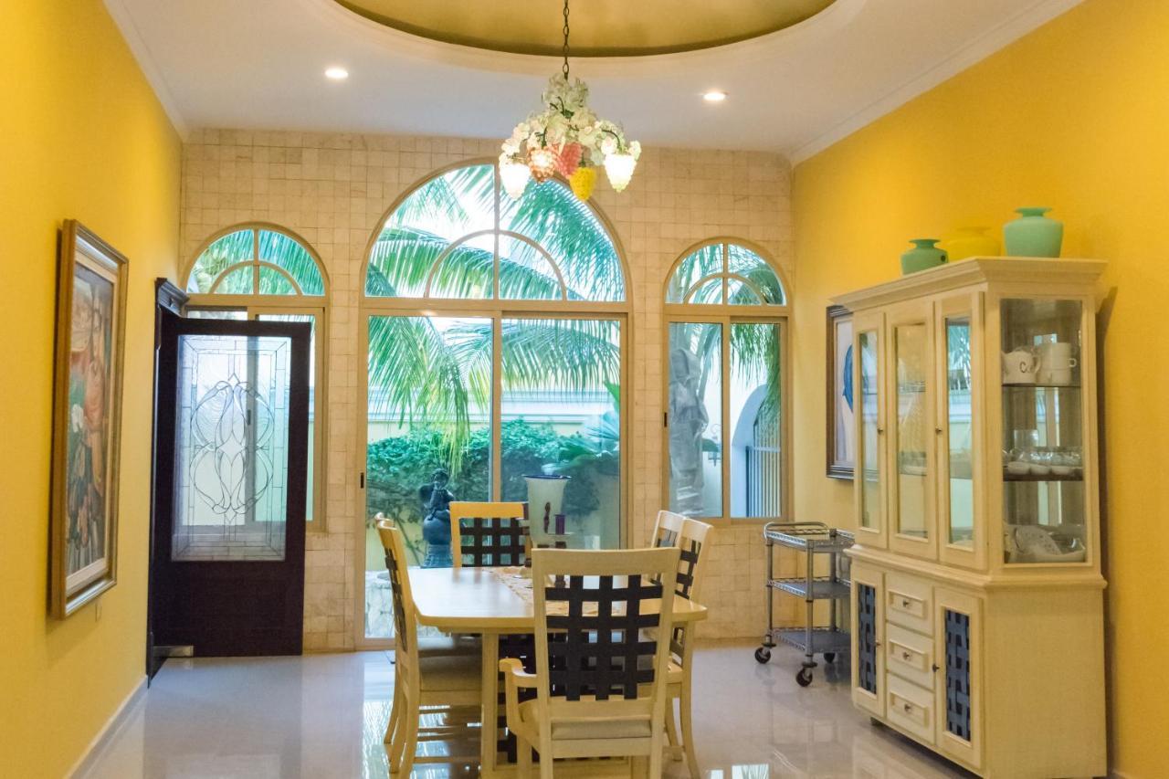 ميريدا Hotel Boutique Mansion La Ceiba المظهر الخارجي الصورة