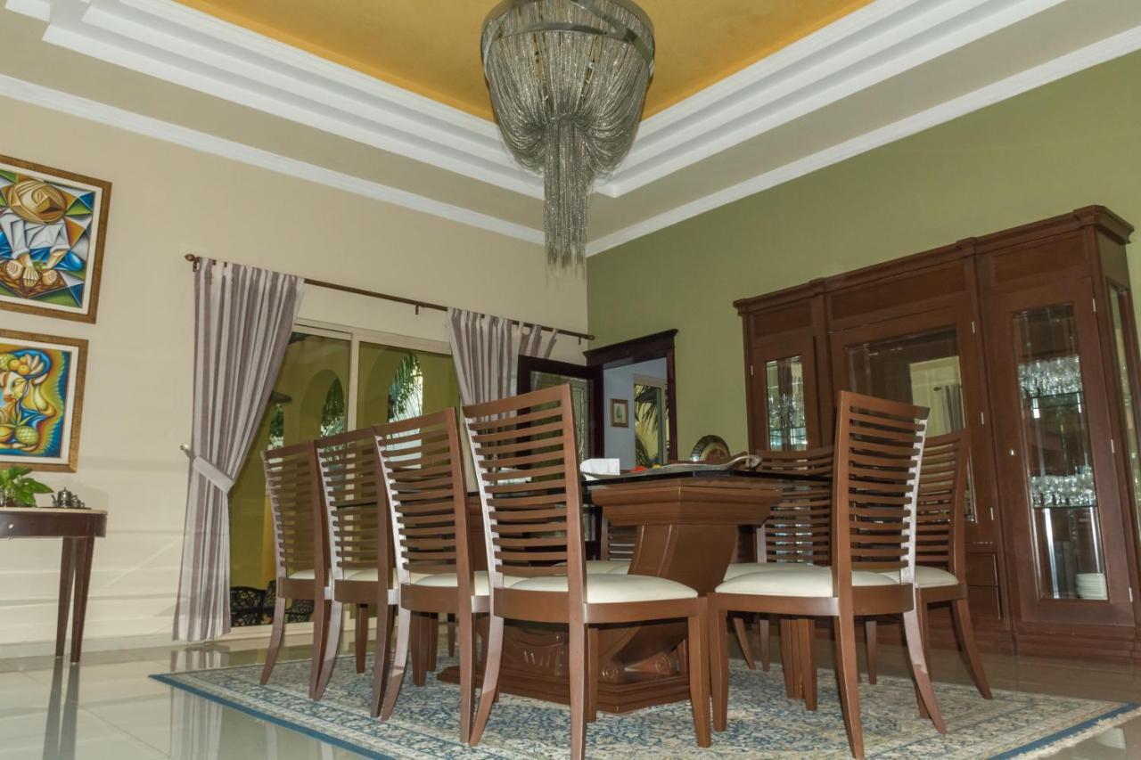 ميريدا Hotel Boutique Mansion La Ceiba المظهر الخارجي الصورة