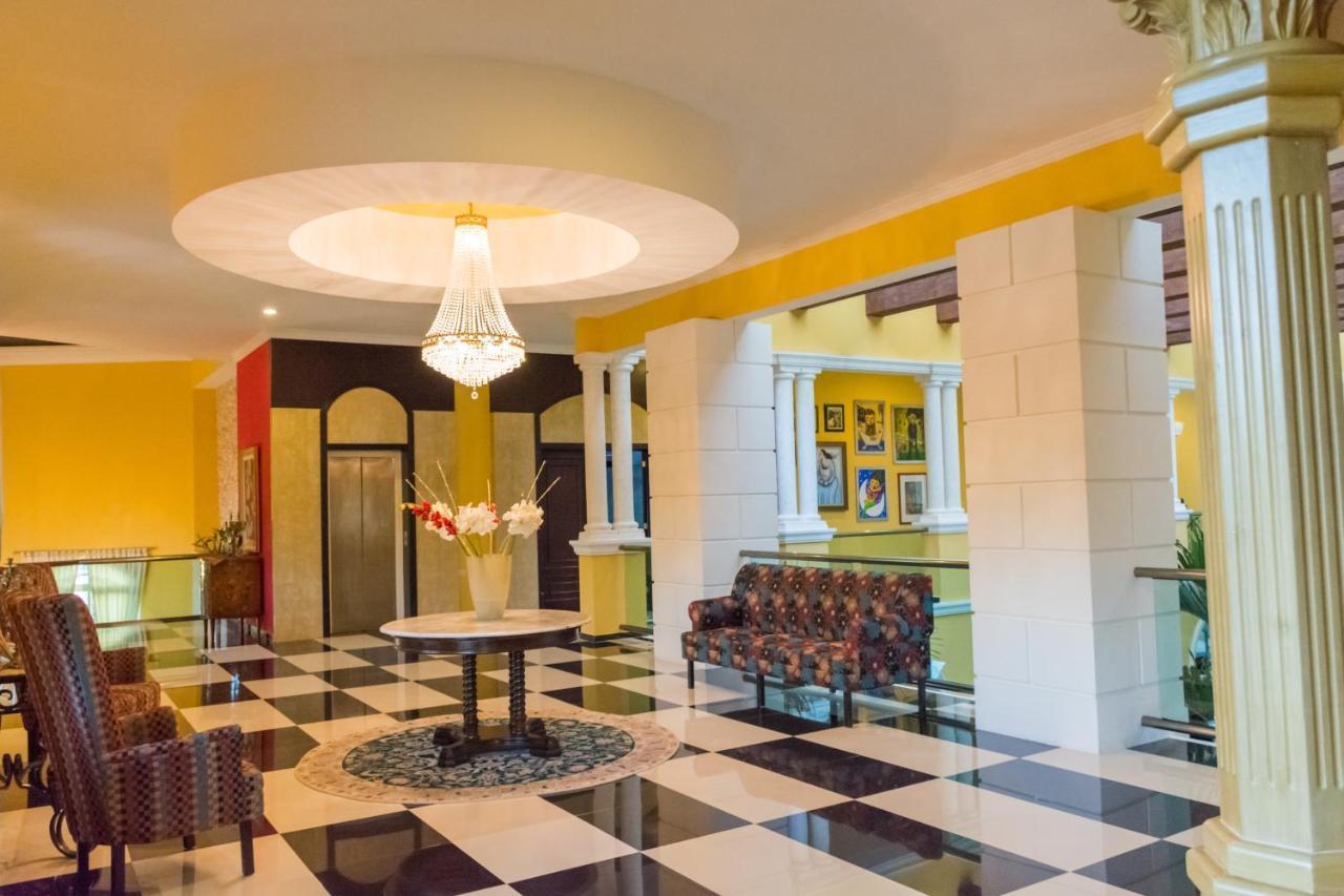 ميريدا Hotel Boutique Mansion La Ceiba المظهر الخارجي الصورة