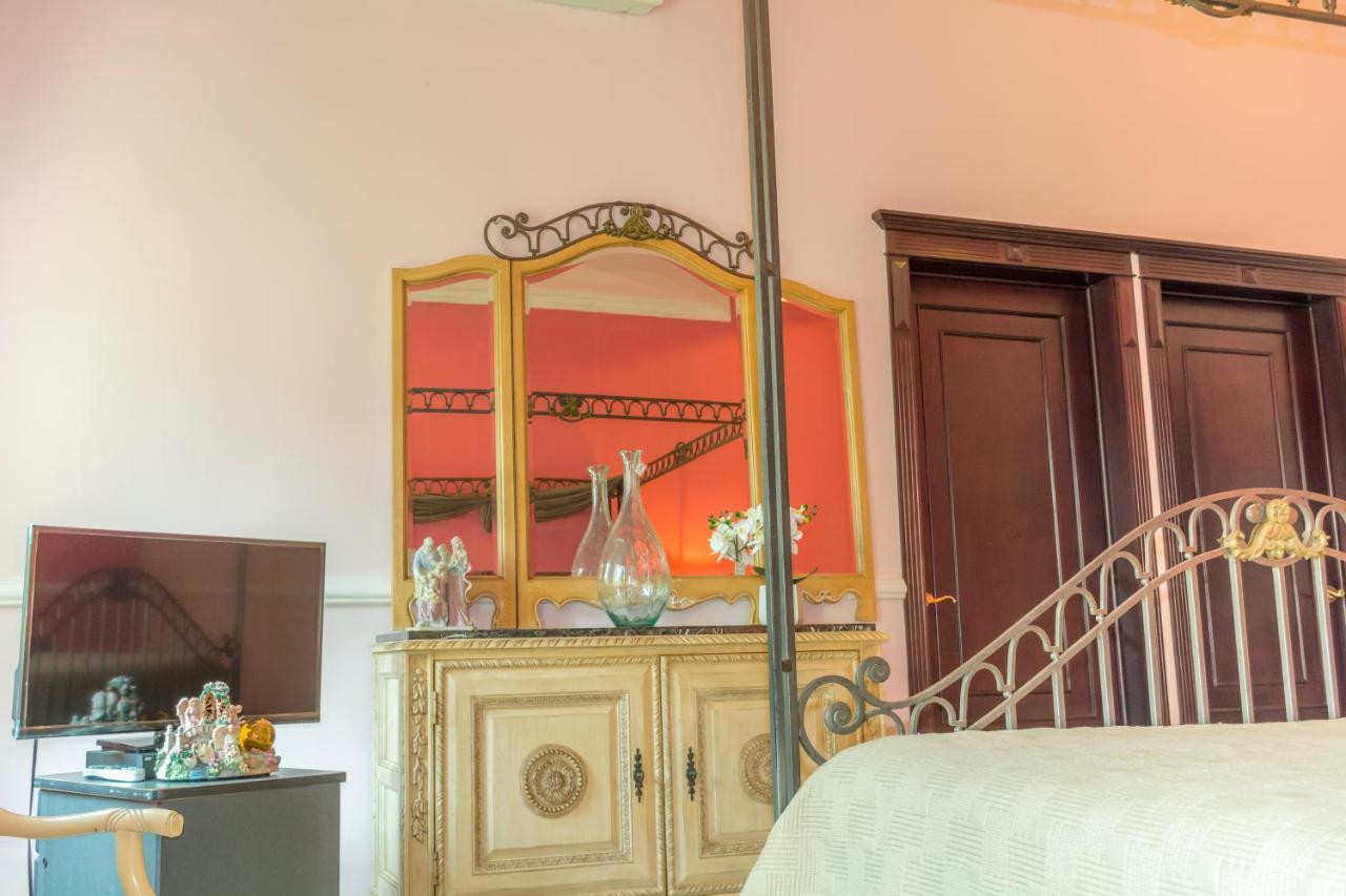 ميريدا Hotel Boutique Mansion La Ceiba المظهر الخارجي الصورة