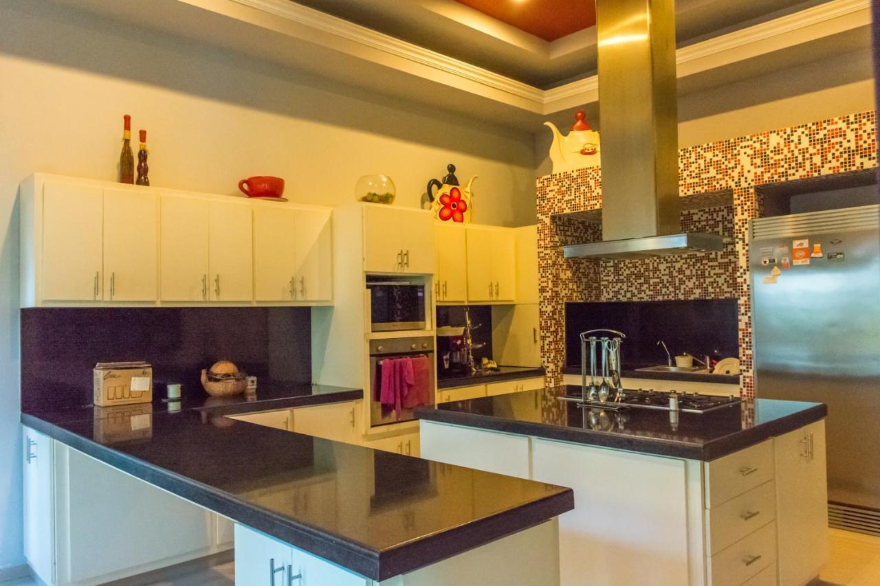 ميريدا Hotel Boutique Mansion La Ceiba المظهر الخارجي الصورة